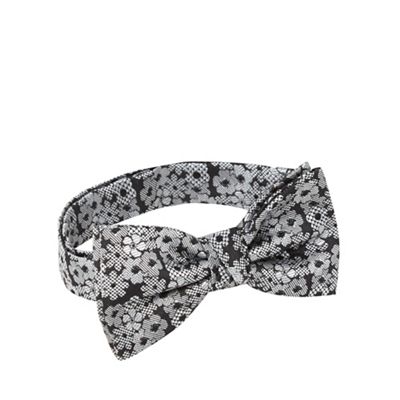 Black jacquard floral bow tie